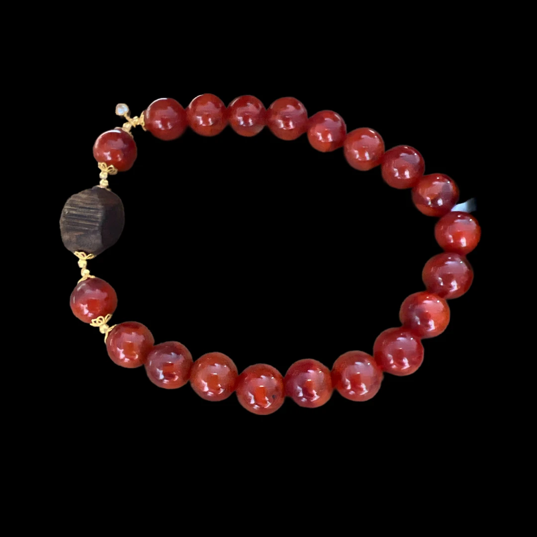 V6149南红18k手串孤品