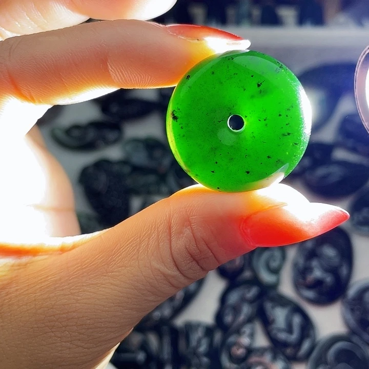 蛇纹石玉未镶嵌挂件泰山玉平安扣