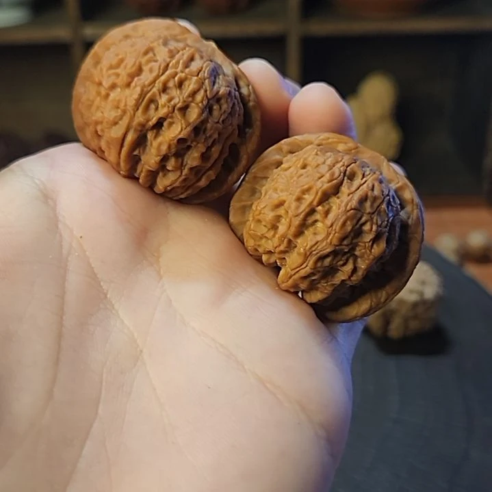 吊坠文玩核桃40血麒麟