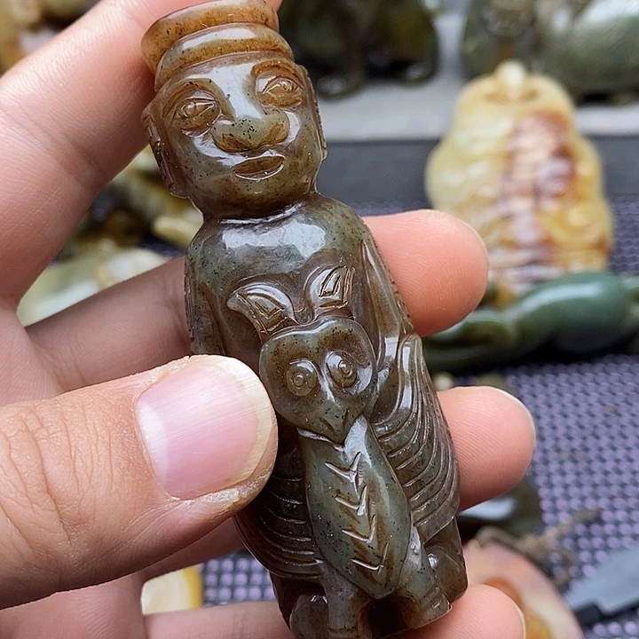 未镶嵌蛇纹石玉颈饰下****等