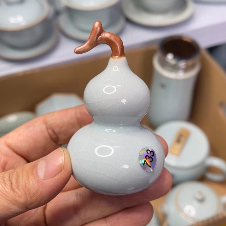 汝州原矿原釉微瑕茶宠