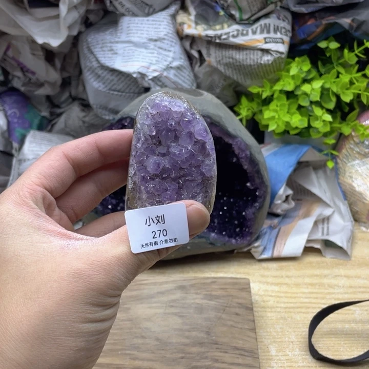 未镶嵌大型摆件（非配饰）水晶