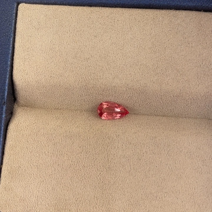 定制尖晶石裸石未镶嵌0.6克拉