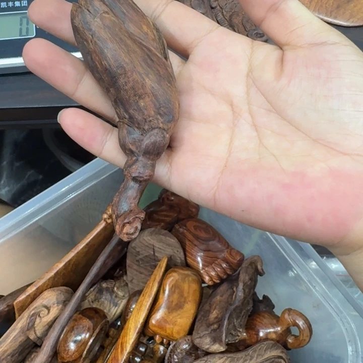 j***k有机玻璃小件物品的销售