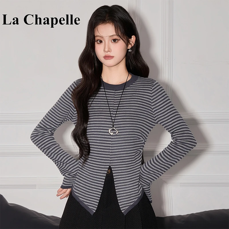 拉夏贝尔条纹圆领长袖针织衫女2025秋季新款修身显瘦开叉百搭上衣