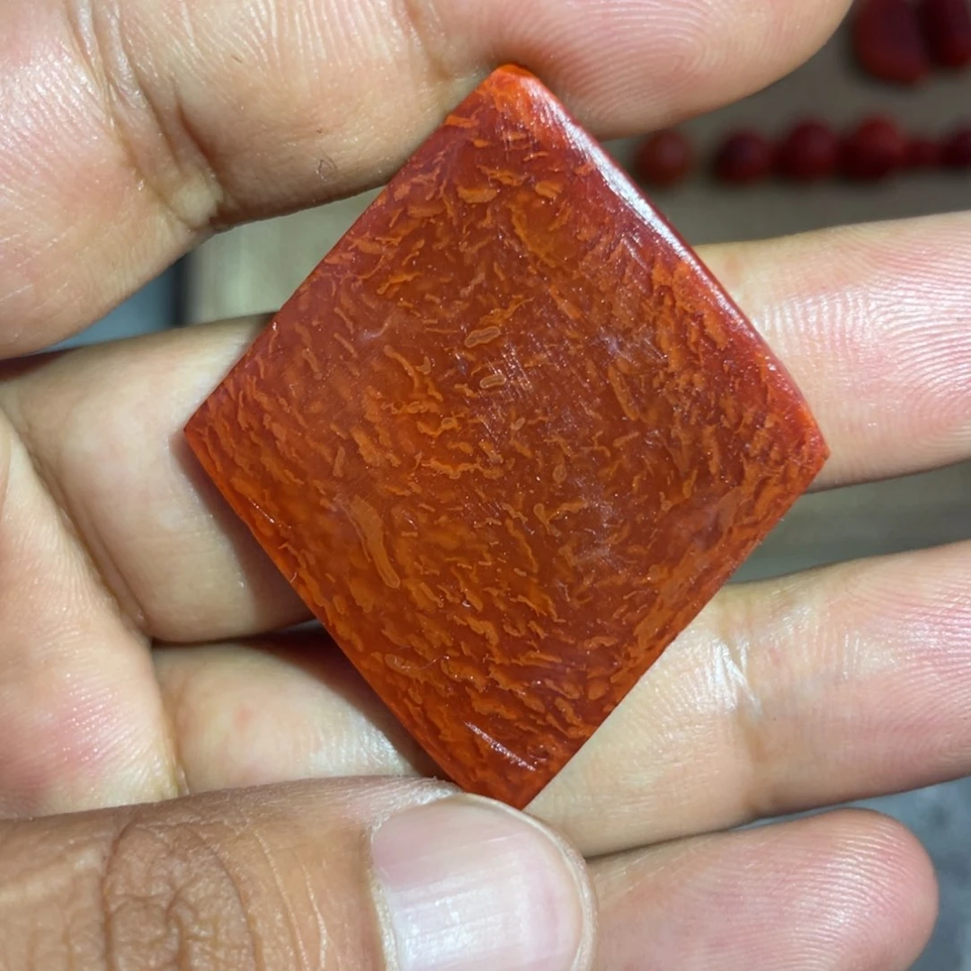 南红玛瑙玫红随行吊坠未镶嵌