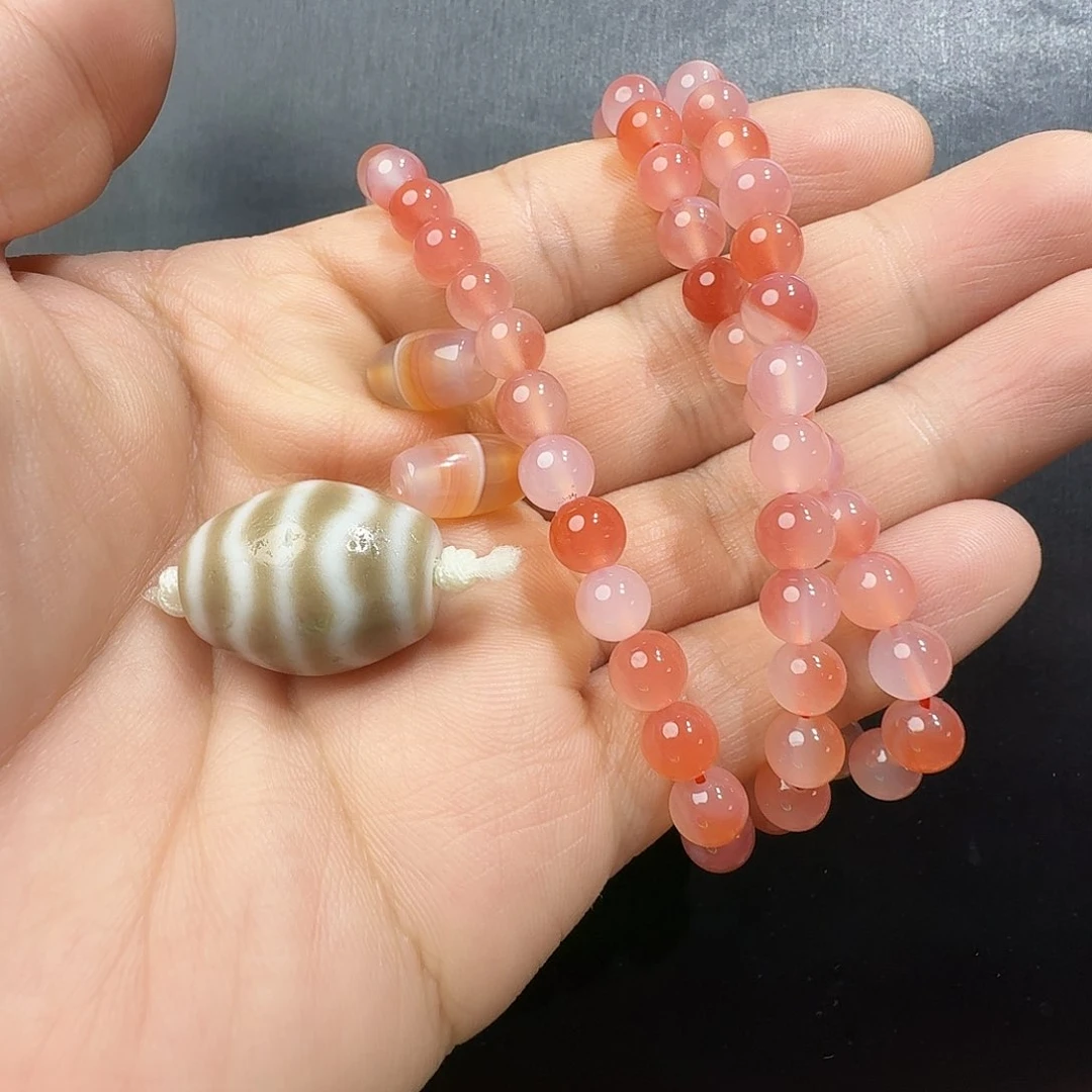 玛瑙/玉髓颈饰未镶嵌