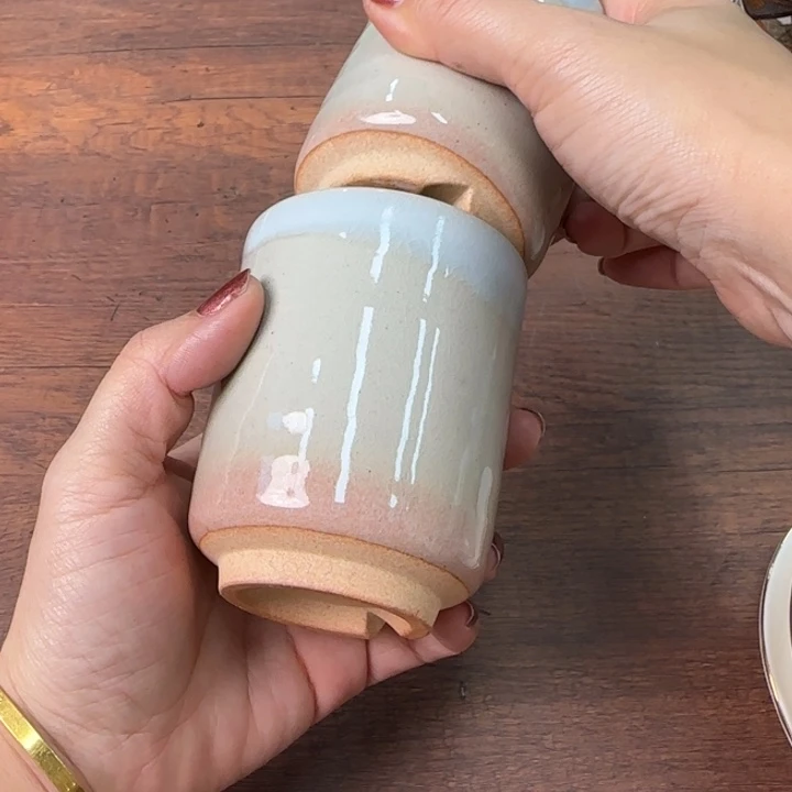 一个陶瓷物件哈哈哈哈