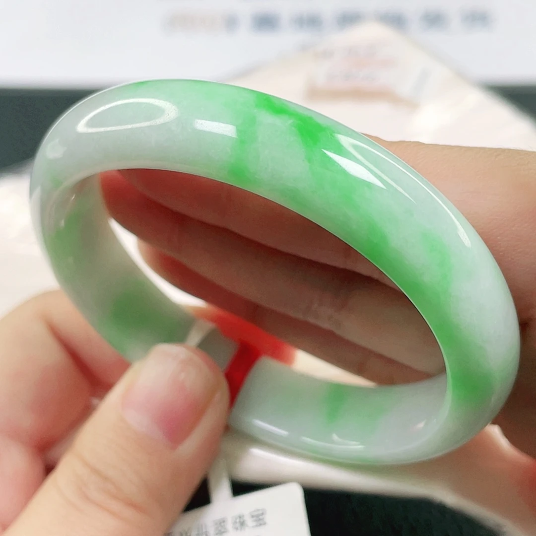 未镶嵌手镯翡翠贵妃55+