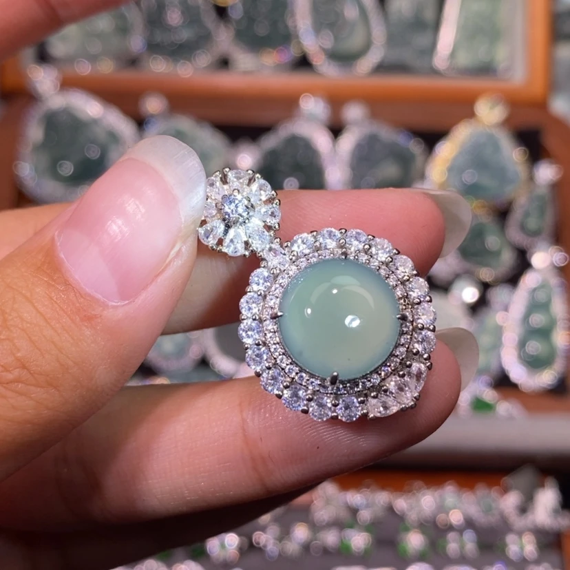 【闪购商品】翡翠未镶嵌颈饰天然