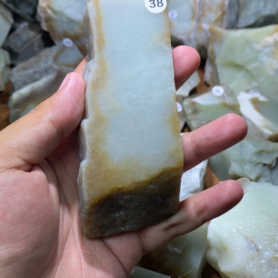 未镶嵌和田玉珠宝半成品老*僧