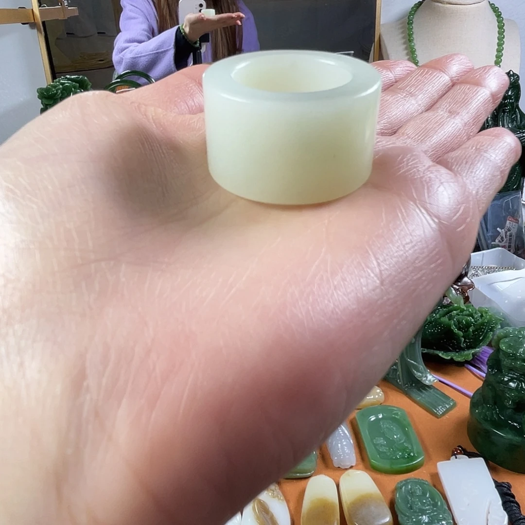 S***o和田玉（白玉）未镶嵌戒圈