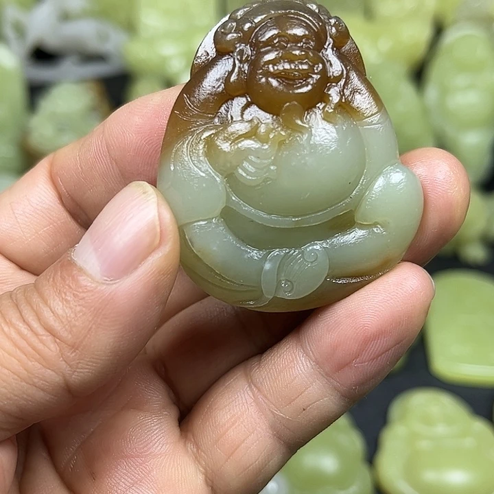 和田玉（糖玉）未镶嵌颈饰