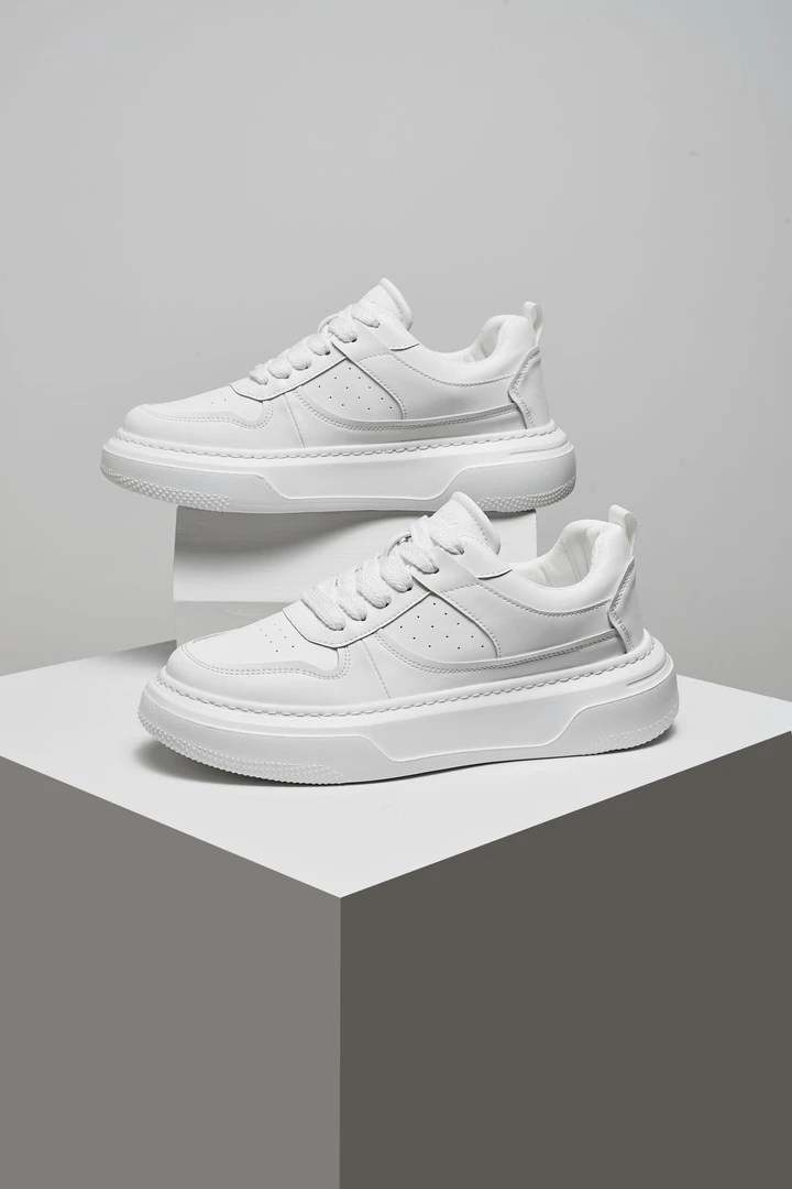 厚底男鞋新款夏季潮流百搭休闲白色运动板鞋男发泡底小白潮鞋