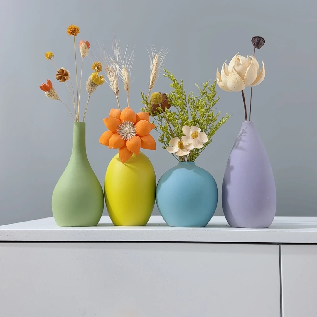 摆件陶瓷小花瓶含花总高约20-30cm