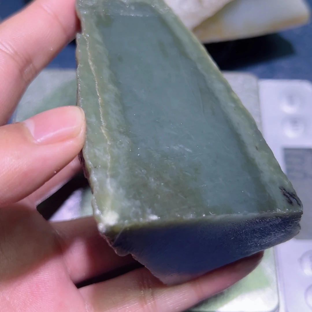 和田玉（糖玉）未镶嵌珠宝半成品