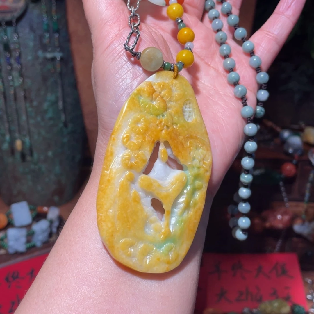 【闪购商品】吊坠(赠链)未镶嵌翡翠