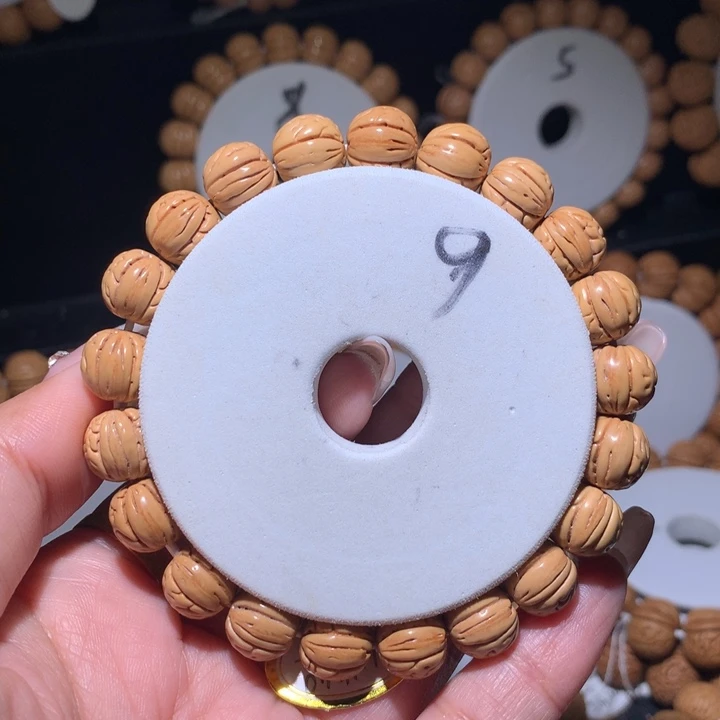 手串桃核帝王小肌肉