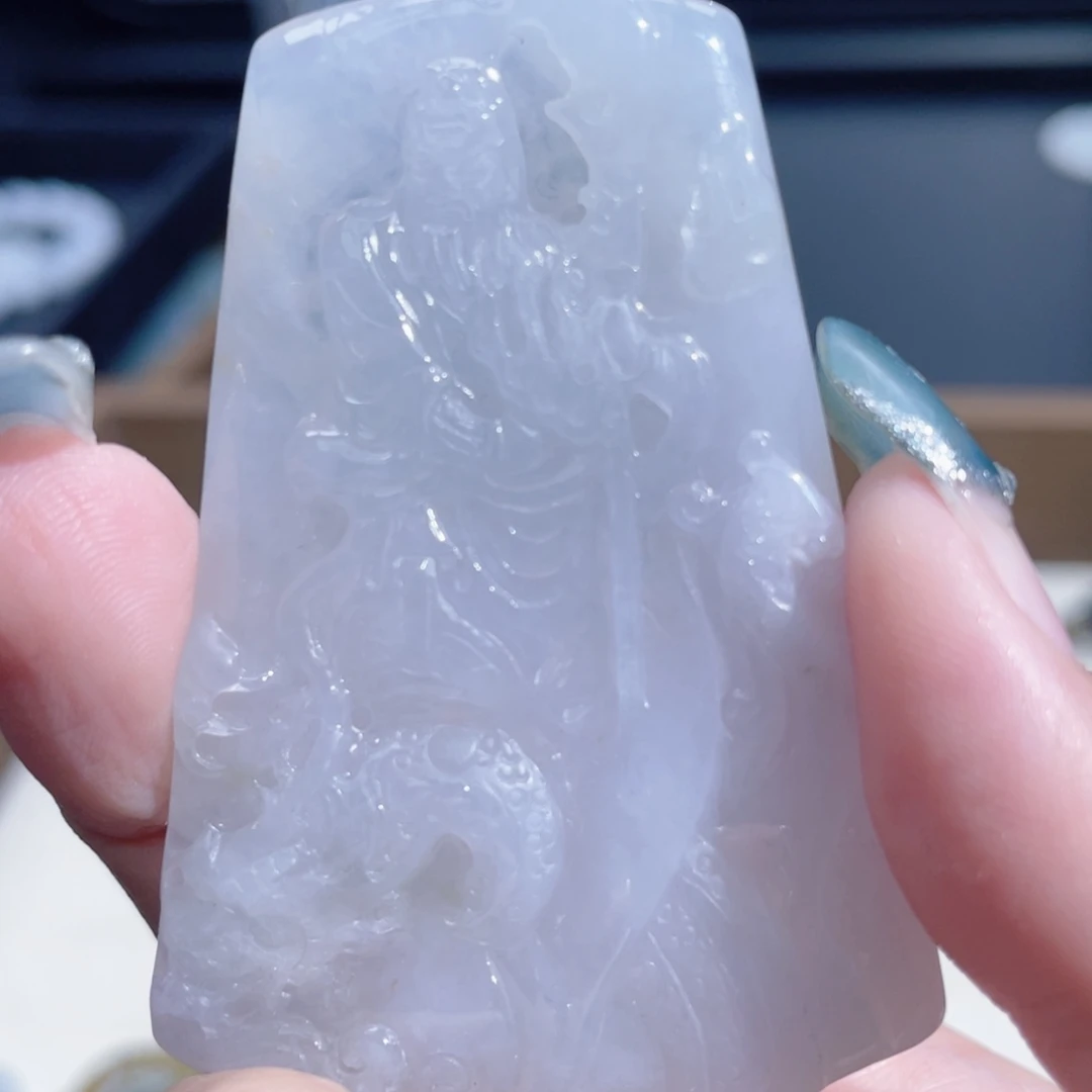 翡翠未镶嵌颈饰关二爷