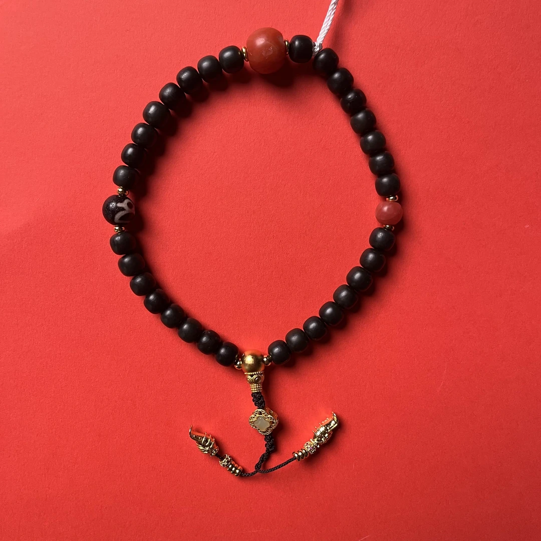 天然和田玉甘南手持（精品） 9622