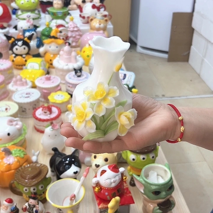 摆件陶瓷等行业的产品出口到世界