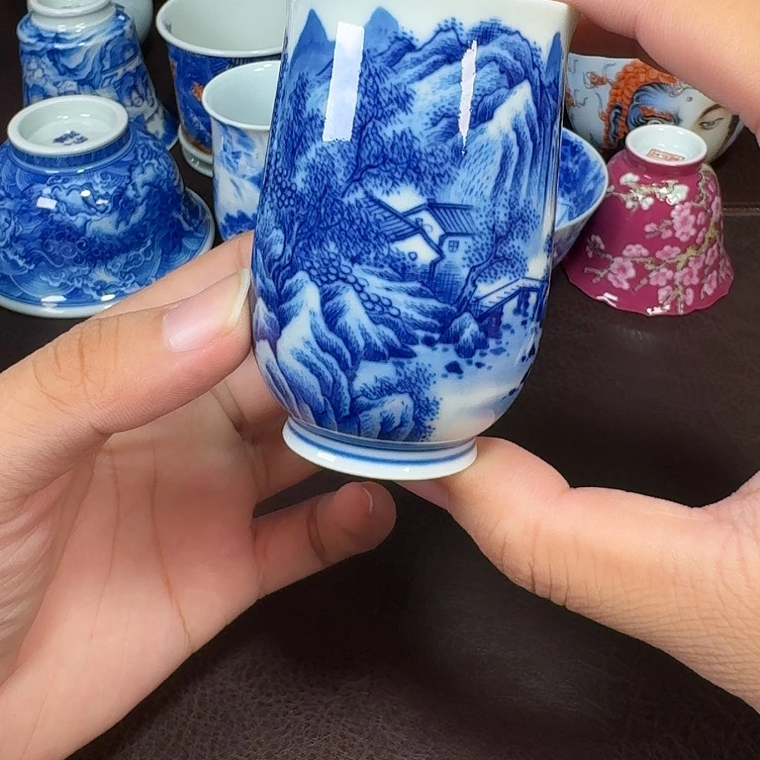 现代景德镇陶瓷杯