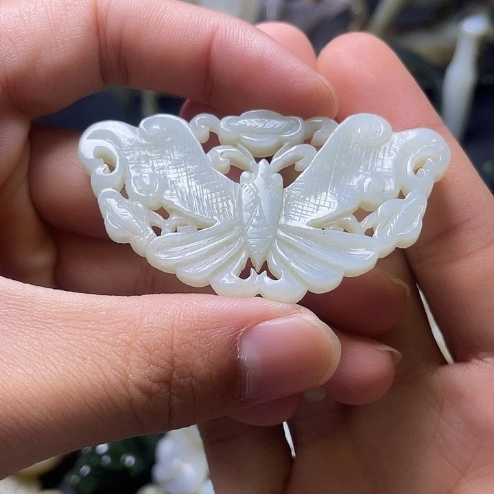 和田玉（糖玉）未镶嵌颈饰