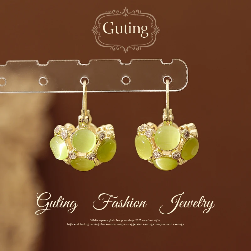 铜合金合成锆石耳饰 21854绿色耳环女气质高级感花篮耳扣精致耳饰