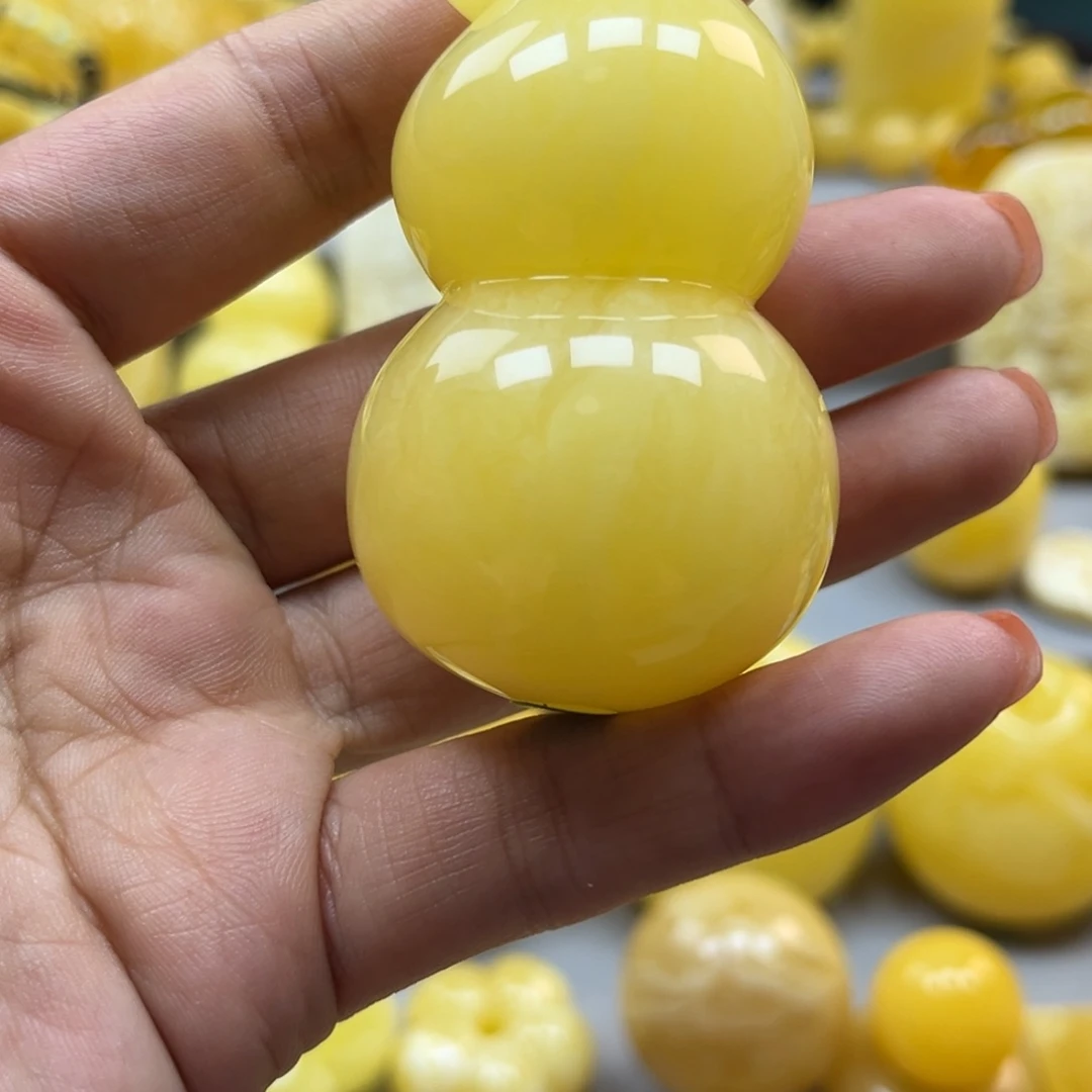 蜜蜡珠宝奇石未镶嵌