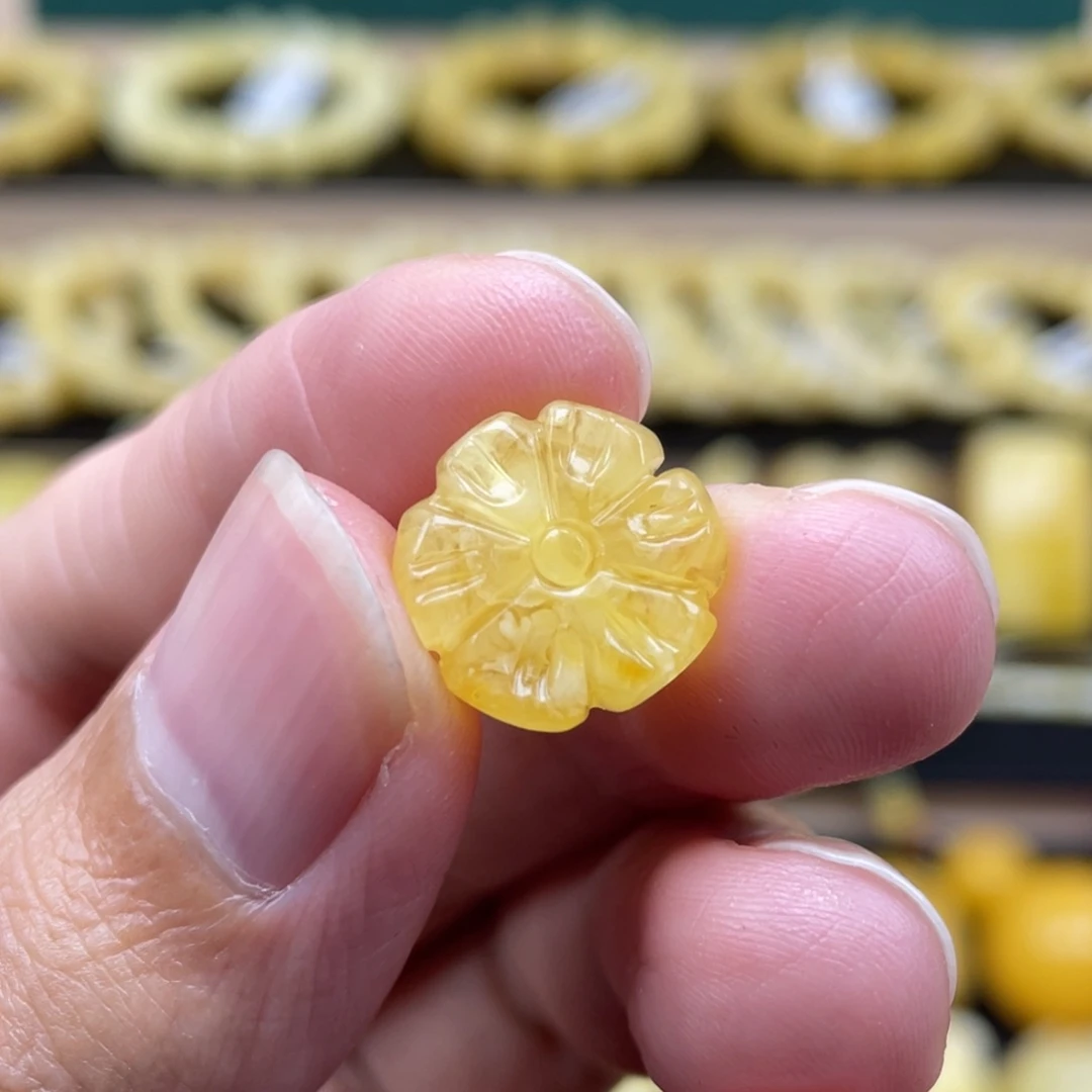 琥珀裸石未镶嵌琥珀蜜蜡