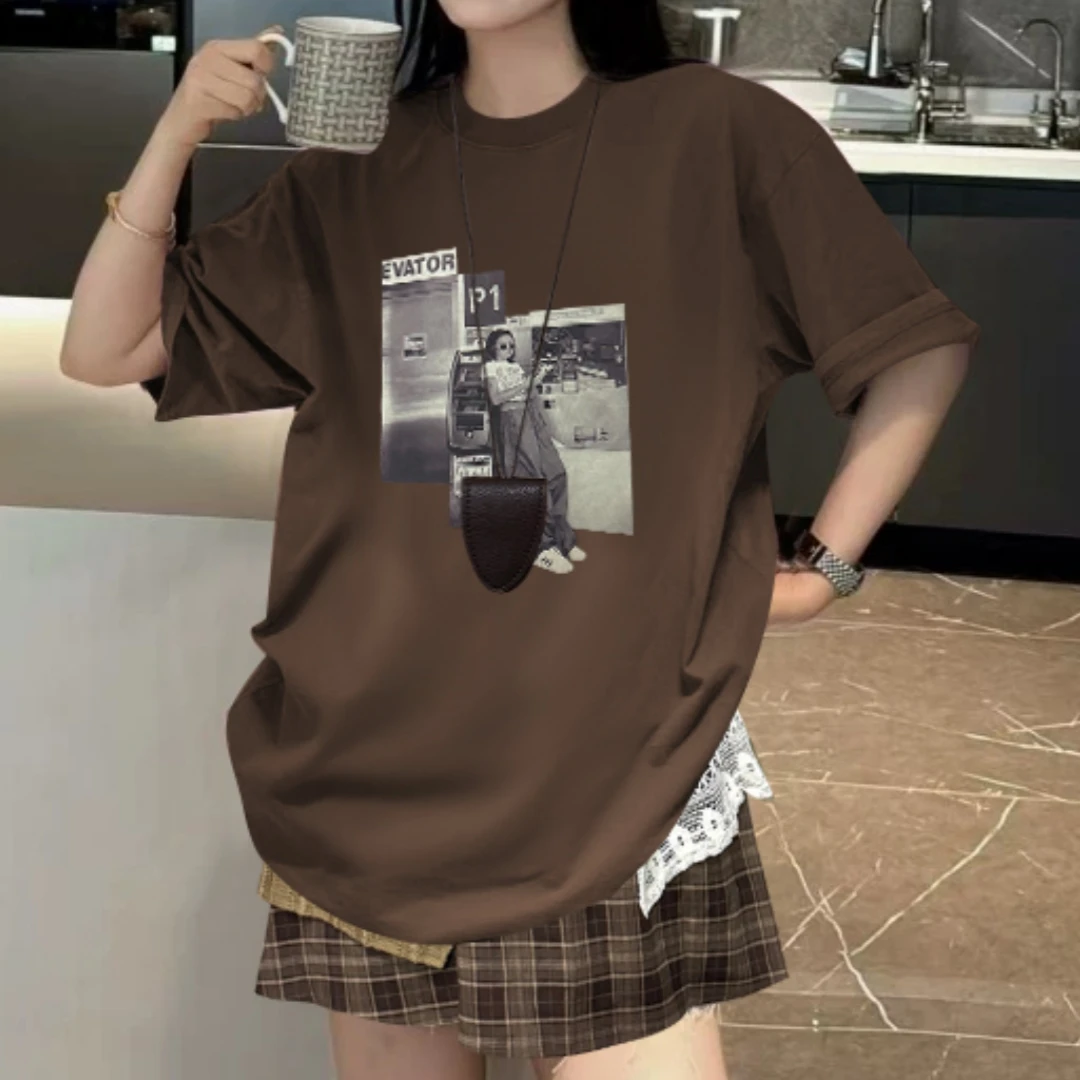 【济州岛】墨镜小人像印花短袖+格纹短裙套装