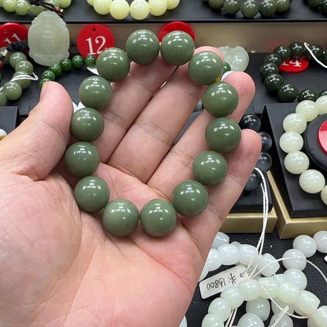 哈***羊手链未镶嵌和田玉