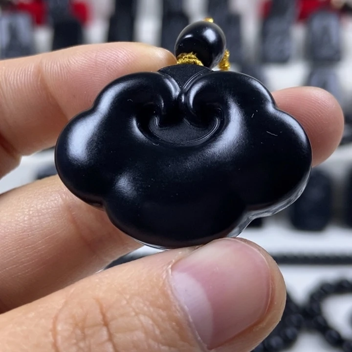 和田玉（墨玉）未镶嵌颈饰祥云如意