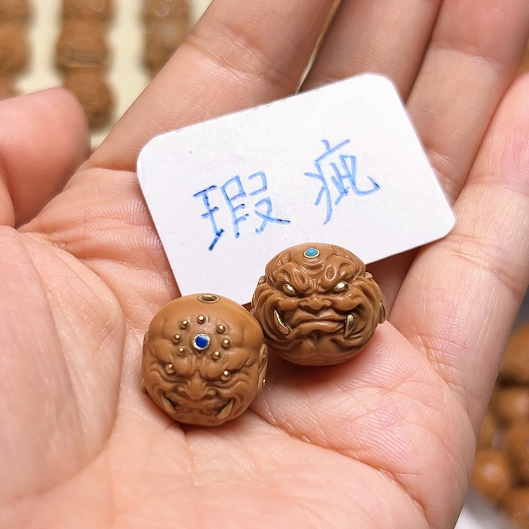 把件猴头核桃瑕款