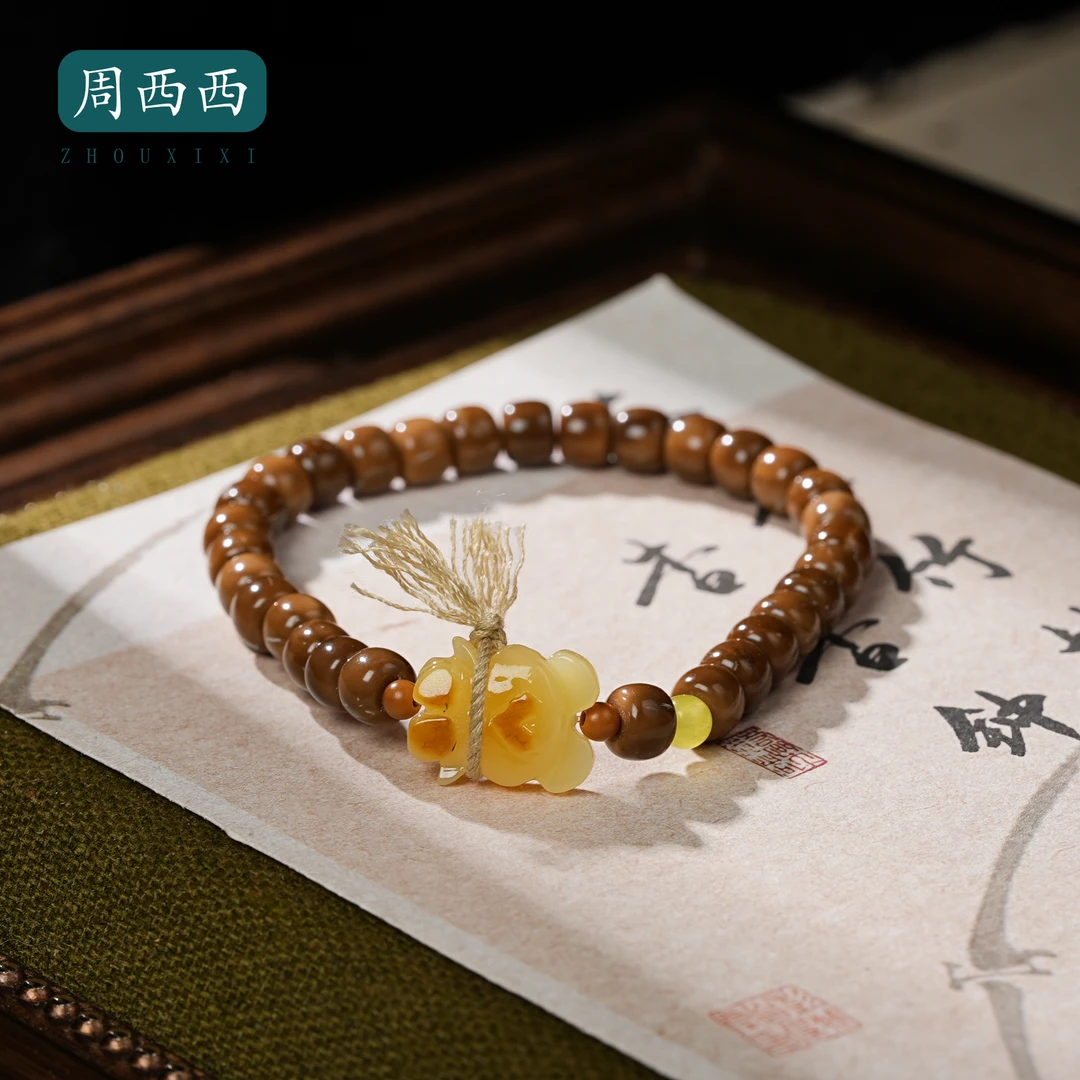 周西西精美珠宝库克蜜蜡小熊手串6mm时尚气质百搭多样性发货18721