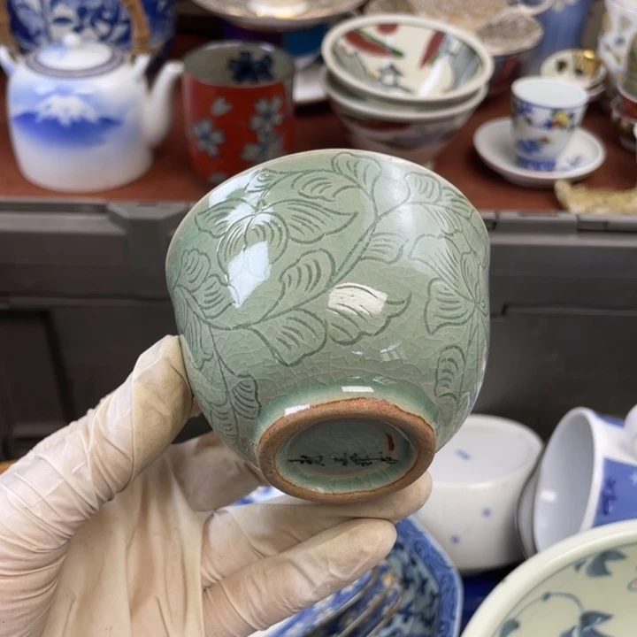 他家瓷器真美…开播了