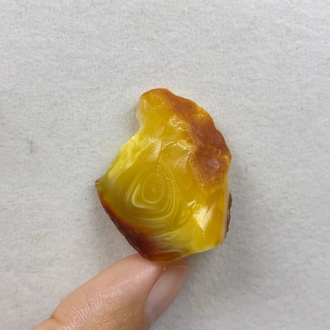 琉***～琥珀未镶嵌裸石定制