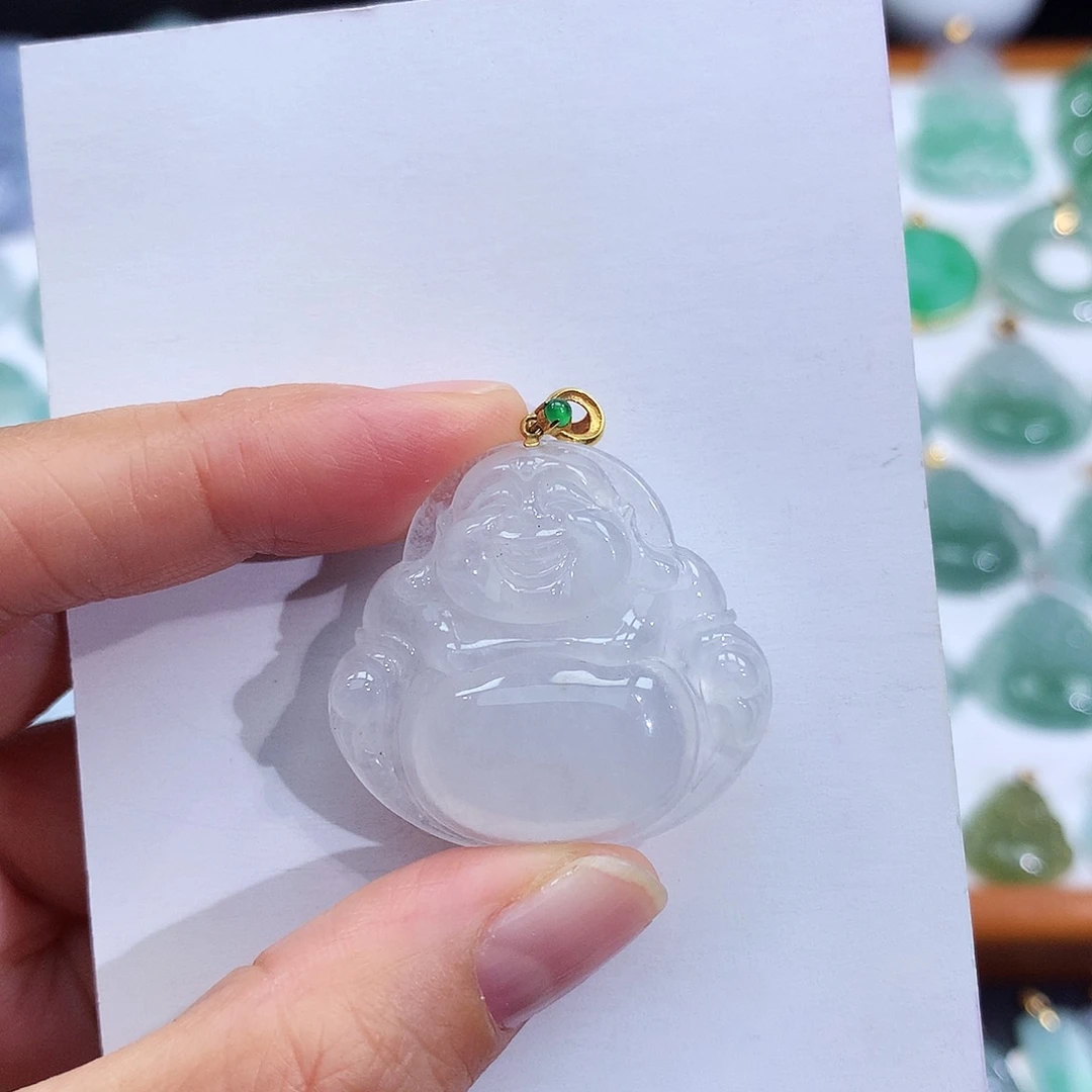 翡翠18K金镶嵌颈饰翡翠吊坠