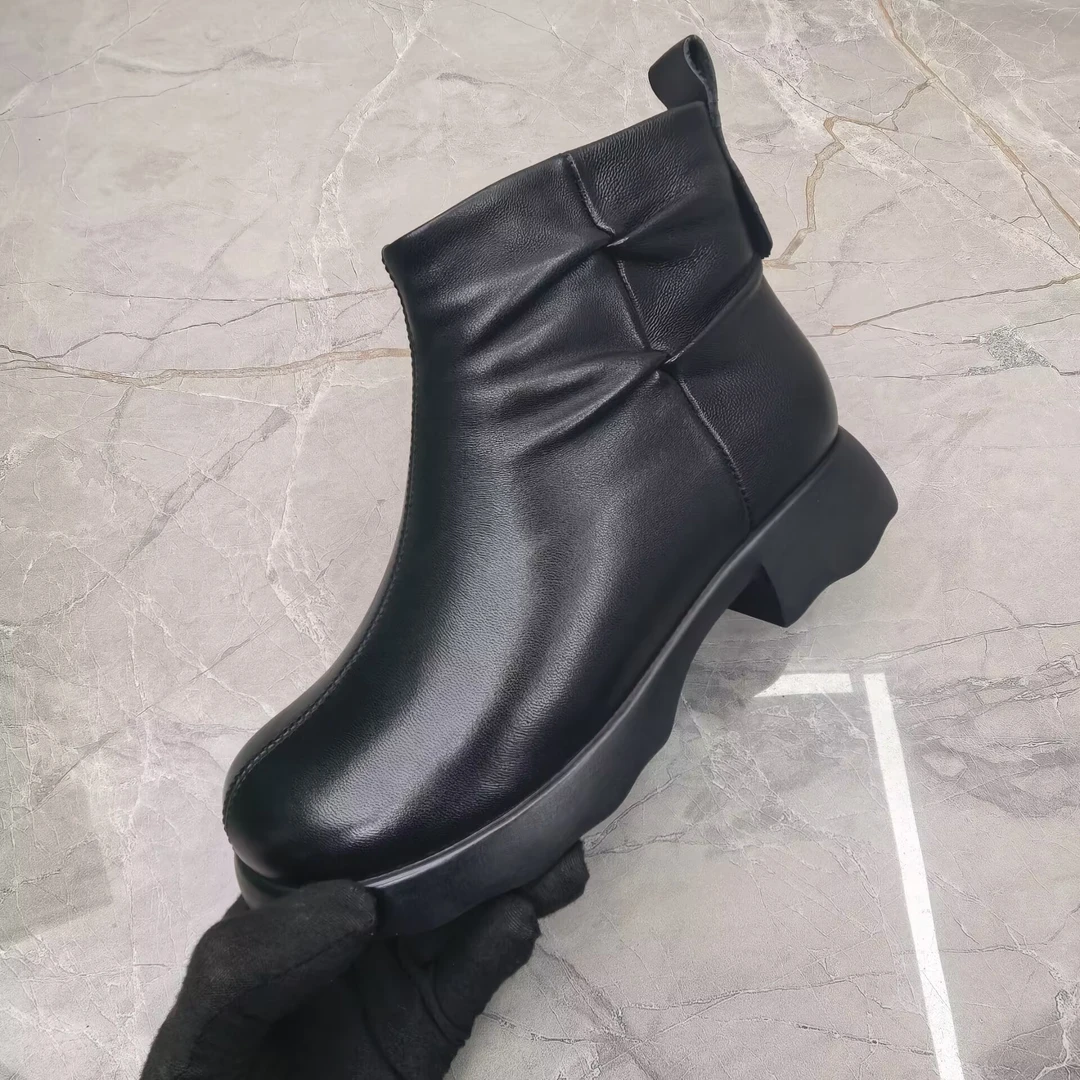 f  (孤品)  36码粗跟女靴(牛皮)81032