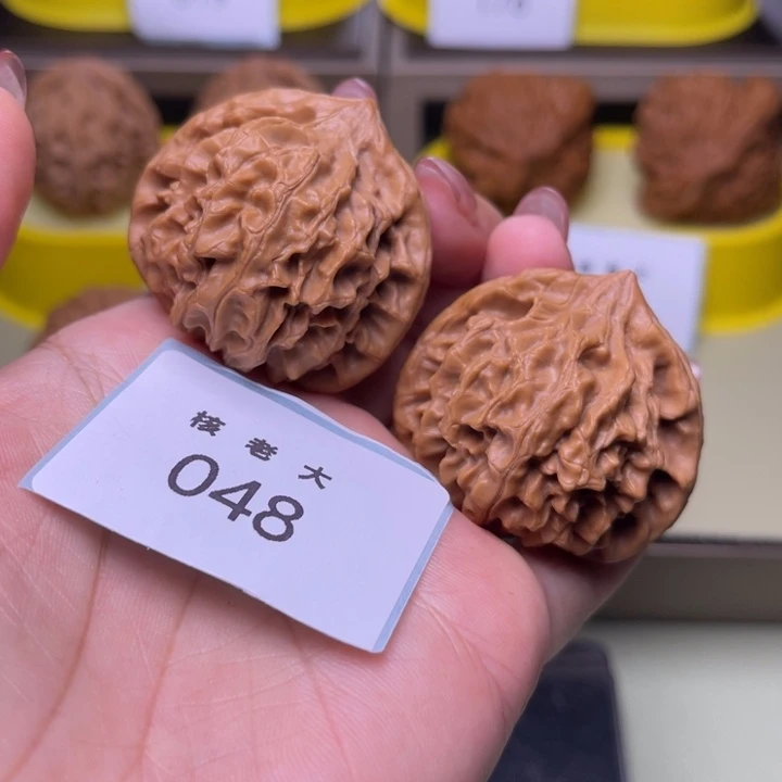 文玩核桃把件龙门涧40.048