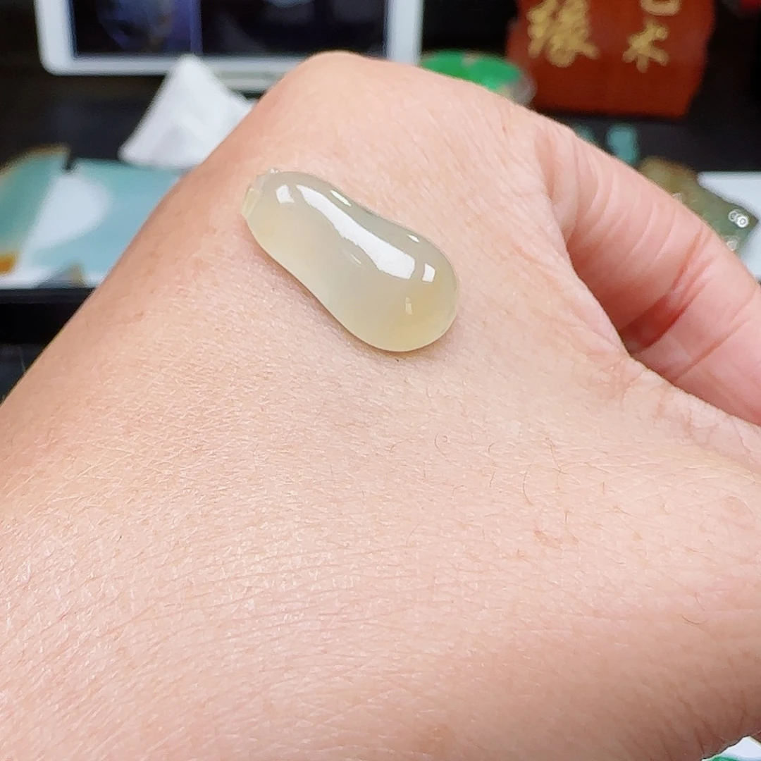 定制翡翠未镶嵌缅甸翡翠挂件