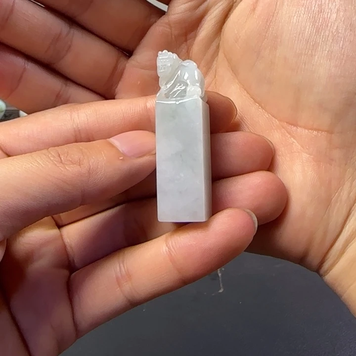 翡翠未镶嵌挂件翡翠