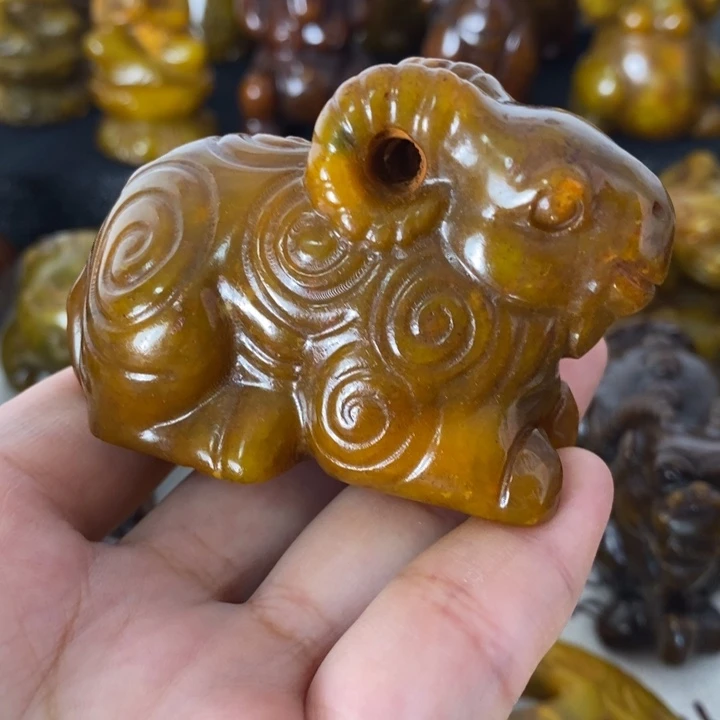 未镶嵌蛇纹石玉颈饰134