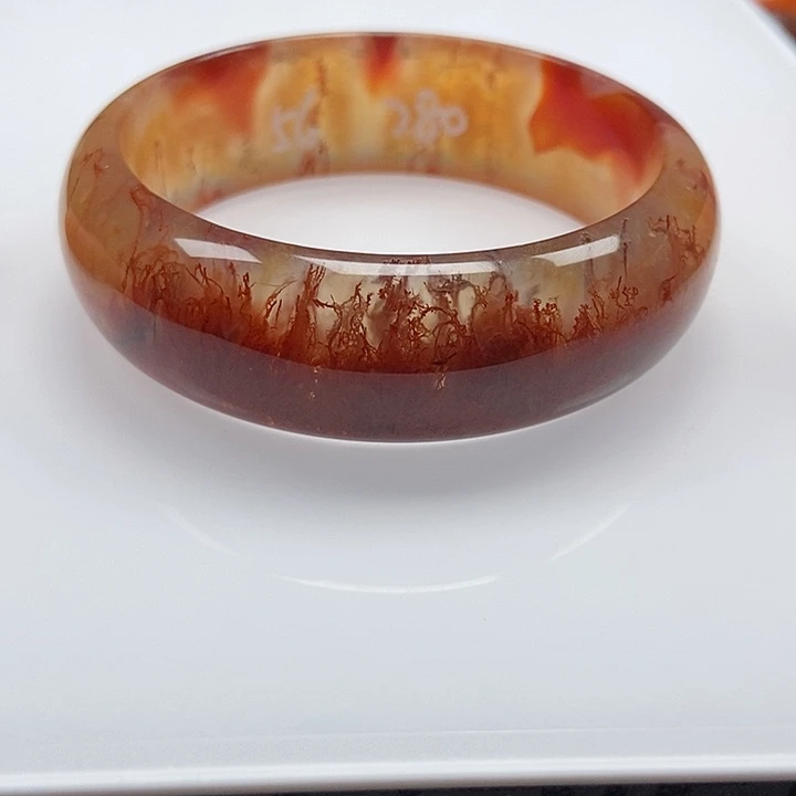 手镯玛瑙/玉髓未镶嵌