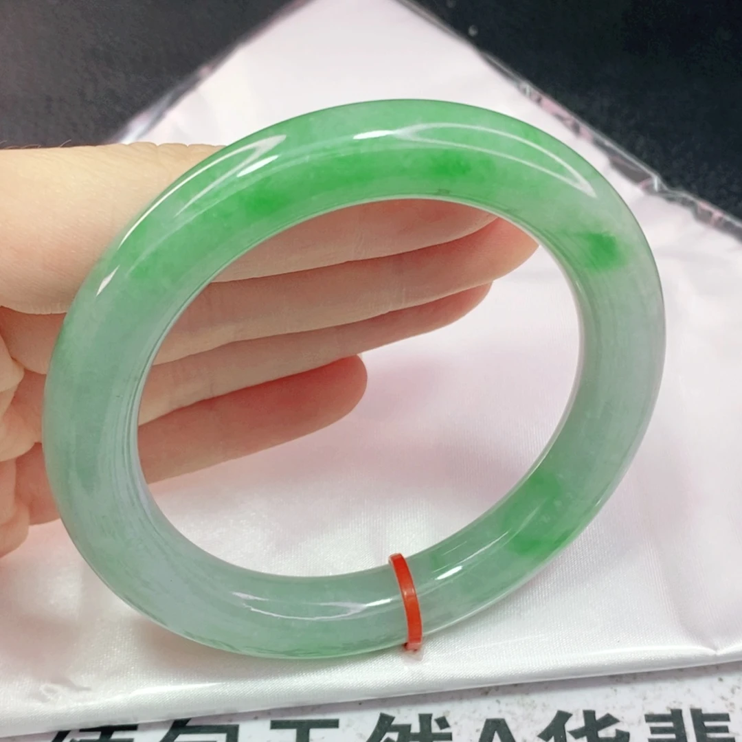 未镶嵌手镯翡翠55.8圆镯