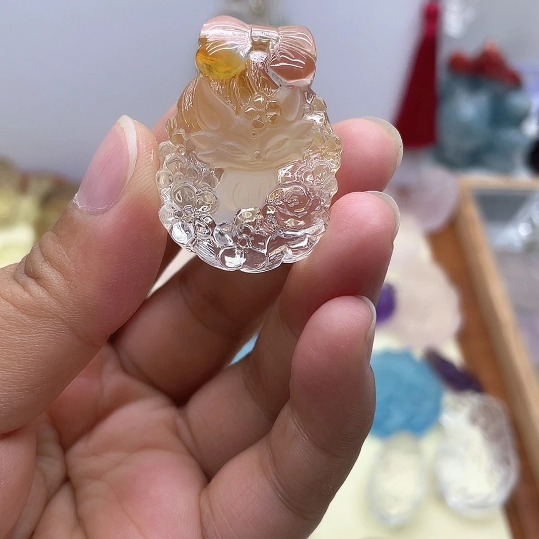 未镶嵌吊坠(赠链)水晶卷****?