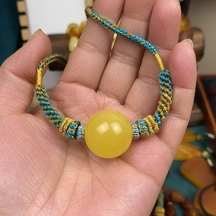 梦***里蜜蜡未镶嵌颈饰圆珠