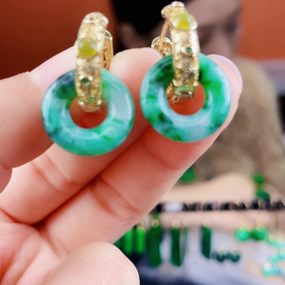 翡翠未镶嵌耳饰饰品