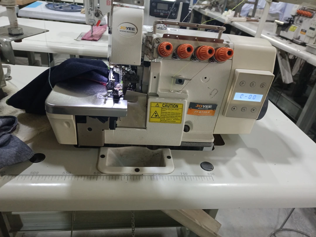 中捷中屹电脑一体四线拷边机，锁边机，工业用，家用