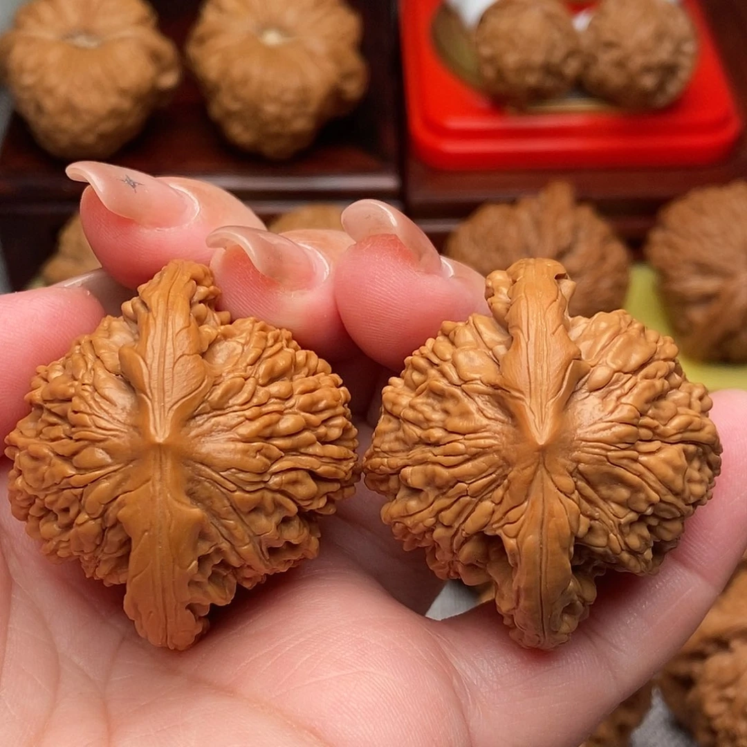 文玩核桃把件43精品毕业麦穗虎头